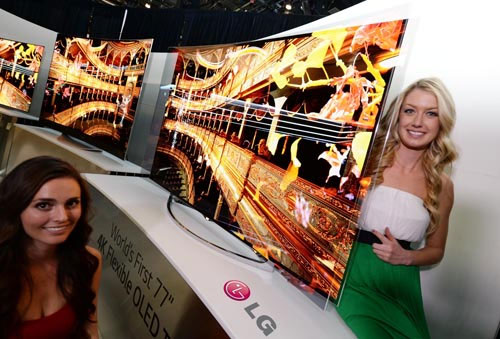LG Flexible 4K OLED TV