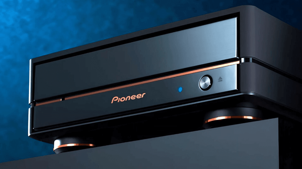 Pioneer quits the optical drive business in another blow to Blu-ray media