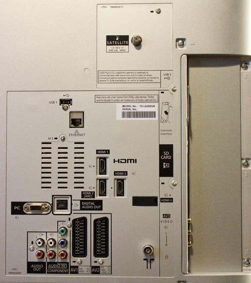 Rear connections on Panasonic TX-L42D25